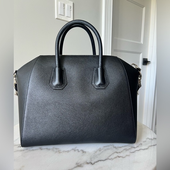 Givenchy Antigona medium textured-leather tote - Picture 11 of 13